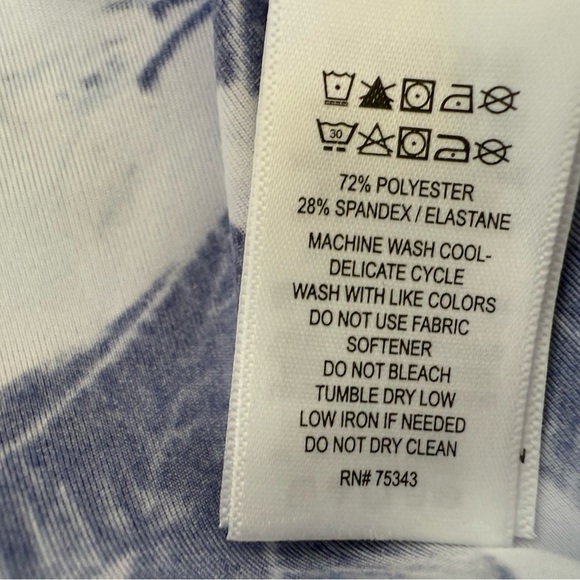 Tommy Bahama Women's Printed Rashguard Swim Shirt Small Zip NEW 1046 - Picture 4 of 4